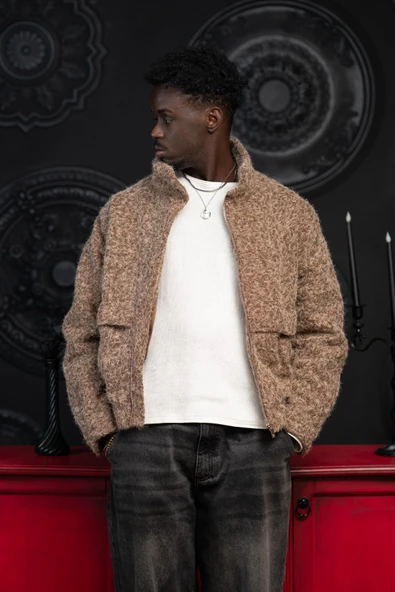 Oversize Crop Model Yan Cepli Astarlı Kırçıllı Mont ürün görseli 1