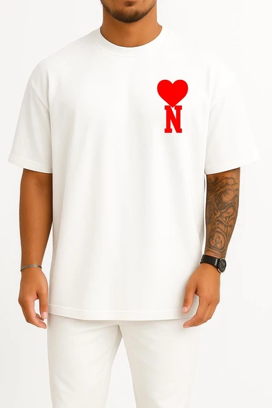 Oversize Kalp Ve N Harfi Cep Tasarımlı Unisex T-Shirt ürün görseli 1