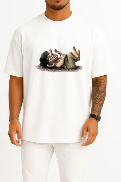 Oversize Troll Norway Norse Mythology Norwegian Gnome Göğüs Tasarımlı Unisex T-Shirt ürün görseli 1