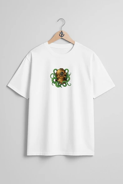 Oversize Octopus Dalgıç Diver Helmet Göğüs Tasarımlı Unisex T-Shirt ürün görseli 1