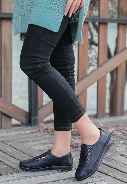 Artı-Artı020-1209 İçi Deri  Kadın Sneaker Ayakkabı ürün görseli 1