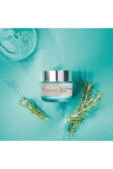 artistry Skin Nutrition Çizgi Ve Kırışıklıkların Görünümünü Azaltan Canlandırıcı Vegan Yüz Kremi ürün görseli 1