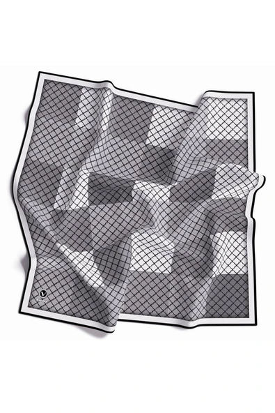 Twill Kare Desenli Gri Renkli 90x90 Eşarp (İpek İçermez) Kenar Dikiş Şekli El Dikişli ürün görseli 1