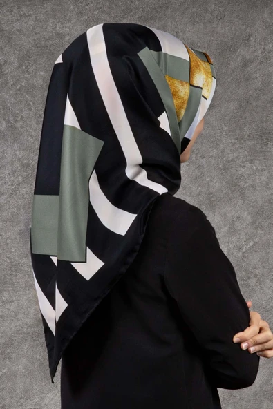 Twill Çizgili ve Gold Desenli Siyah - Haki Renkli 90x90 Eşarp (İpek İçermez) Kenar Dikiş Şekli El Dikişli ürün görseli 1