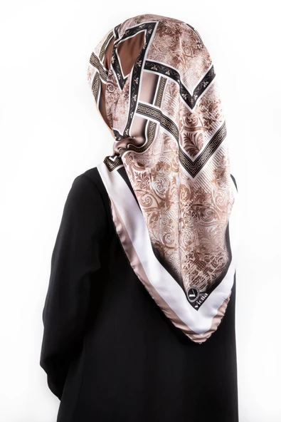 Twill Geometrik Desenli Vizon Renkli 90x90 Eşarp (İpek İçermez) Kenar Dikiş Şekli El Dikişli ürün görseli 1