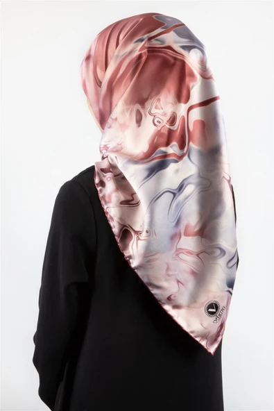 Rayon Batik Desenli Pudra Renkli 90x90 Dikim Şekli : El Dikişi Eşarp (İpek İçermez) Kenar Dikiş Şekli El Dikişli ürün görseli 1