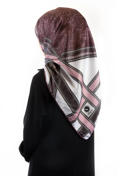Twill Bordür Taş Desenli Pudra Renkli 90x90 Eşarp (İpek İçermez) Kenar Dikiş Şekli El Dikişli ürün görseli 1