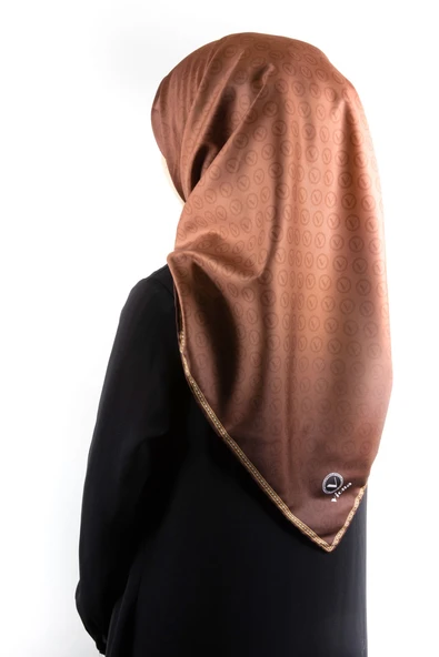 Twill Degradeli Bakır Renkli 90x90 Eşarp (İpek İçermez) ürün görseli 1