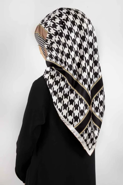 Twill Kazayağı Desenli Bej Renkli 90x90 Eşarp (İpek İçermez) Kenar Dikiş Şekli El Dikişli ürün görseli 1