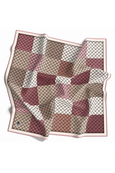 Twill Kare Desenli Pudra Renkli 90x90 Eşarp (İpek İçermez) Kenar Dikiş Şekli El Dikişli ürün görseli 1