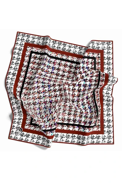 Twill Kazayağı Desenli Bordo Renkli 90x90 Eşarp (İpek İçermez) Kenar Dikiş Şekli El Dikişli ürün görseli 1