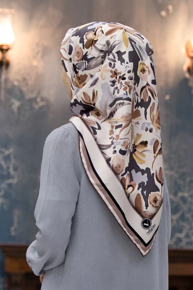 Rayon Çiçek Desenli Taş Renkli 90x90 Dikim Şekli : El Dikişi Eşarp (İpek İçermez) ürün görseli 1