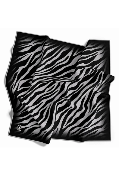 Twill Zebra Desenli Gümüş Renkli 90x90 Eşarp (İpek İçermez) Dikim Şekli : El Dikişi ürün görseli 1