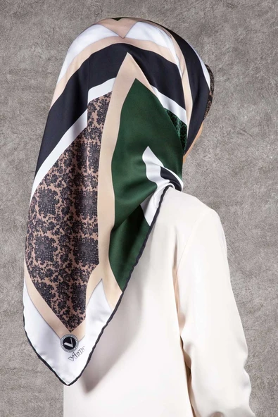 Twill Geometrik Barok Desenli Zümrüt Yeşili - Siyah Renkli 90x90 Eşarp (İpek İçermez) Kenar Dikiş Şekli El Dikişli ürün görseli 1