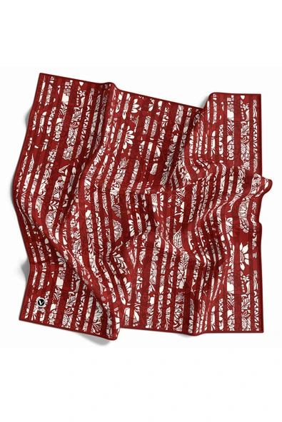Twill Batik Şal Desenli Bordo Renkli 90x90 Eşarp (İpek İçermez) Kenar Dikiş Şekli El Dikişli ürün görseli 1