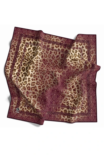 Twill Leopar Desenli Mürdüm Renkli 90x90 Eşarp (İpek İçermez) Kenar Dikiş Şekli El Dikişli ürün görseli 1