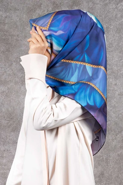 Twill Gül Desenli Bebe Mavisi - Pudra Renkli 90x90 Eşarp (İpek İçermez) Kenar Dikiş Şekli El Dikişli ürün görseli 1
