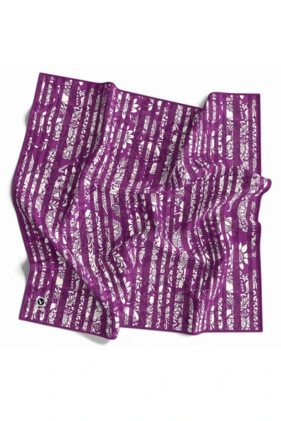 Twill Batik Şal Desenli Mürdüm Renkli 90x90 Eşarp (İpek İçermez) Kenar Dikiş Şekli El Dikişli ürün görseli 1