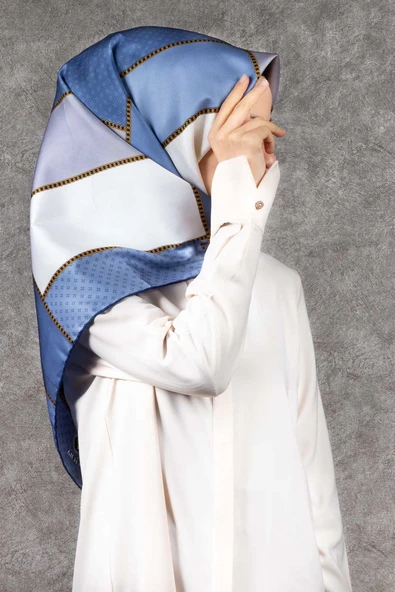 Twill Geometrik Desenli İndigo - Gri Renkli 90x90 Eşarp (İpek İçermez) Kenar Dikiş Şekli El Dikişli ürün görseli 1