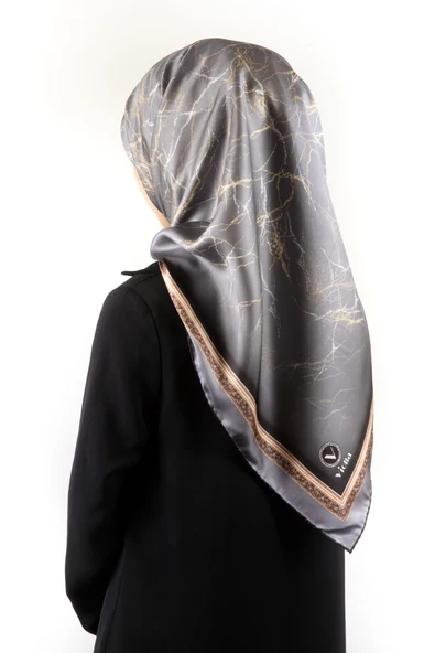 Twill Barok Çerçeveli Mermer Desenli Gri Renkli 90x90 Eşarp (İpek İçermez) Kenar Dikiş Şekli El Dikişli ürün görseli 1