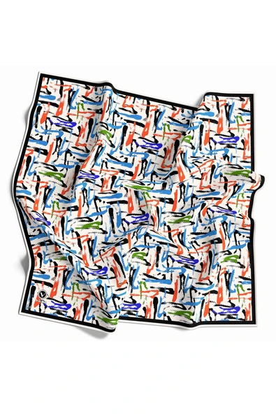 Twill Geometrik Desenli Bebe Mavisi - Turuncu Renkli 90x90 Eşarp (İpek İçermez) Dikim Şekli : El Dikişi ürün görseli 1