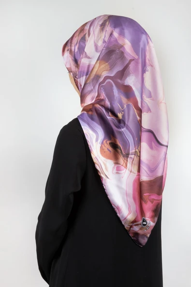 Twill Batik Desenli Mor Renkli 90x90 Eşarp (İpek İçermez) Kenar Dikiş Şekli El Dikişli ürün görseli 1