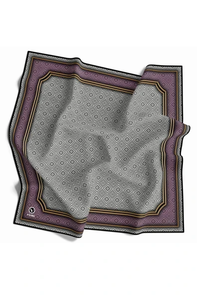 Twill Geometrik Çıtır Desenli Lila Renkli 90x90 Eşarp (İpek İçermez) Kenar Dikiş Şekli El Dikişli ürün görseli 1