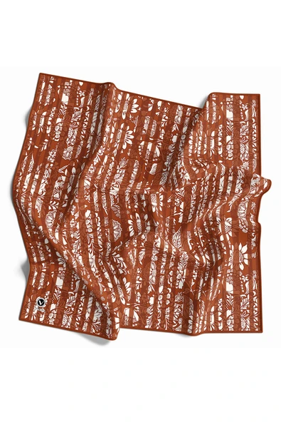 Twill Batik Şal Desenli Taba Renkli 90x90 Eşarp (İpek İçermez) Kenar Dikiş Şekli El Dikişli ürün görseli 1