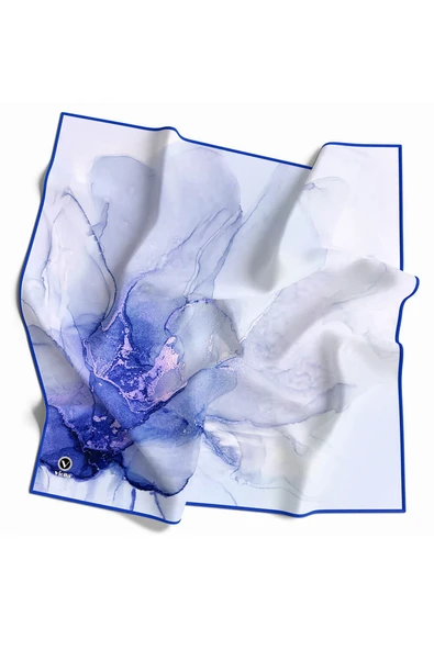 Twill Batik Desenli Saks Renkli 90x90 Eşarp (İpek İçermez) Kenar Dikiş Şekli El Dikişli ürün görseli 1