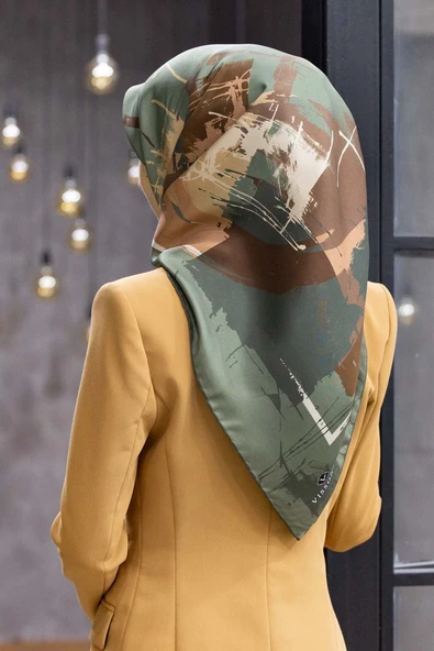 %100 Twill İpek Geometrik Desenli Çağla - Bakır Renkli 90x90 Eşarp Dikim Şekli : El Dikişi ürün görseli 1