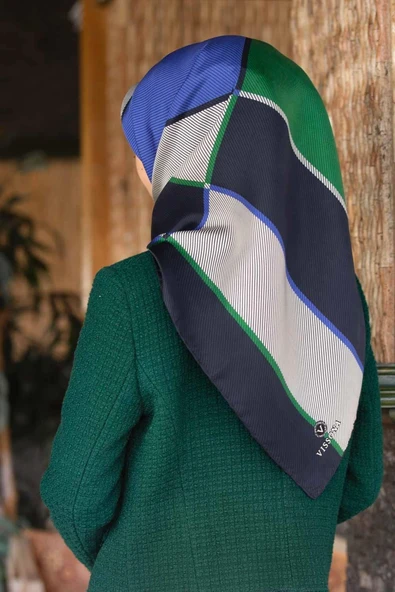 %100 Twill İpek Geometrik Desenli Saks Renkli 90x90 Eşarp Dikim Şekli : El Dikişi ürün görseli 1