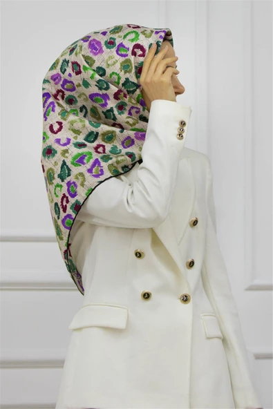 %100 Twill İpek Renkli Leopari Desenli Mor - Haki Yeşili Renkli 90x90 Eşarp Kenar Dikiş Şekli El Dikişli ürün görseli 1