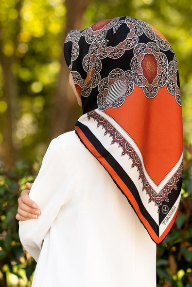 %100 Twill Türk Motifi  Desenli Siyah - Taba Renkli 90x90 Eşarp Dikim Şekli: El Dikişi ürün görseli 1