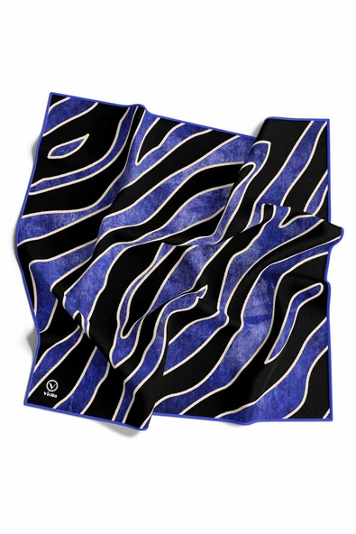 Kristal Zebra Çiçek Desenli Saks Renkli 90x90 Eşarp (İpek İçermez) Kenar Dikiş Şekli El Dikişli ürün görseli 1