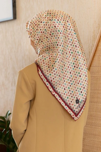 %100 Twill İpek Çıtır Desenli Krem - Bordo Renkli 90x90 Eşarp Dikim Şekli : El Dikişi ürün görseli 1