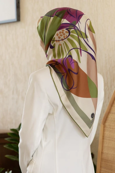 %100 Twill İpek Çiçek Desenli Haki - Mürdüm Renkli 90x90 Eşarp Dikim Şekli : El Dikişi ürün görseli 1