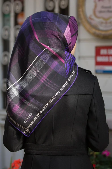 %100 Twill İpek Ekoseli Ve Leopar Desenli Siyah - Mor Renkli 90x90 Eşarp Dikim Şekli : El Dikişi ürün görseli 1