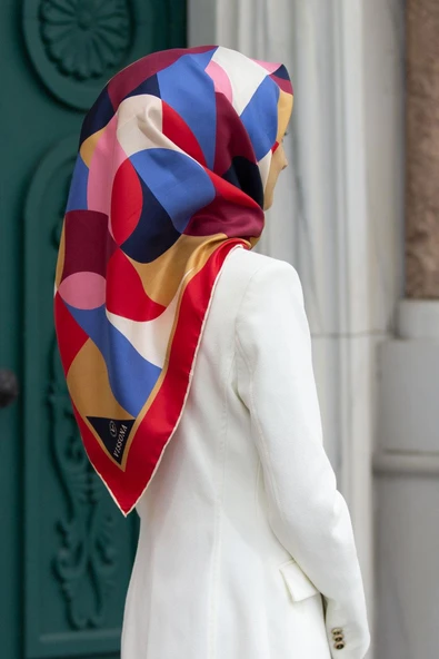 %100 Twill Renk Bloklu Çizgili Desenli Kırmızı - Lacivert Renkli 90x90 Eşarp Dikim Şekli: El Dikişii ürün görseli 1