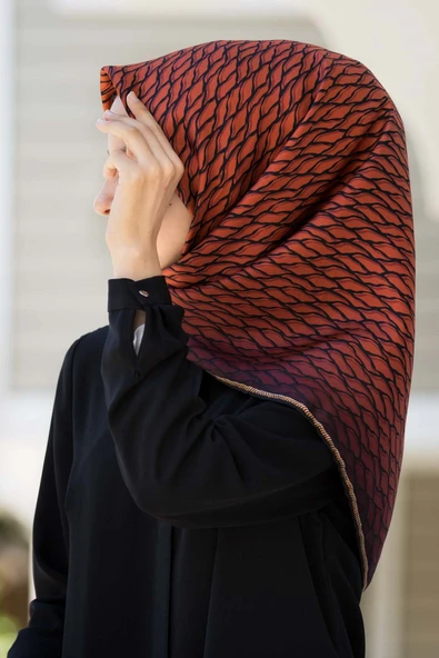 %100 Twill İpek File Desenli Taba - Siyah Renkli 90x90 Eşarp Dikim Şekli : El Dikişi ürün görseli 1