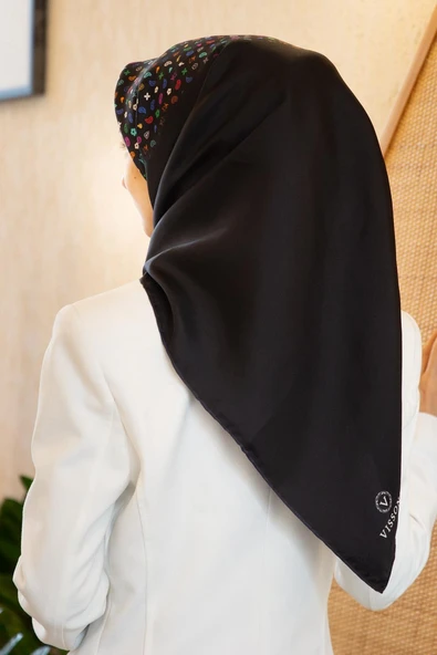 %100 Twill İpek Çıtır Şerit Desenli Siyah - Siyah Renkli 90x90 Eşarp Dikim Şekli : El Dikişi ürün görseli 1