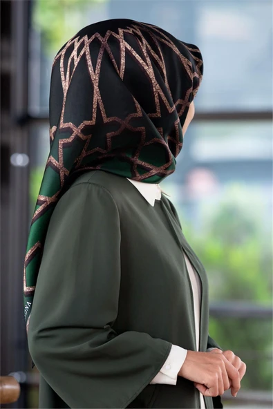 %100 Twill Türk Motifi  Desenli Zümrüt Yeşili Renkli 90x90 Eşarp Dikim Şekli: El Dikişi ürün görseli 1