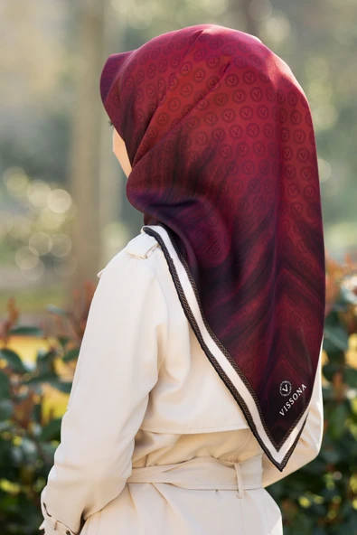 100% Twill İpek Monogram Desenli Bordo Renkli 90x90 Dikim Şekli : El Dikişi Eşarp ürün görseli 1