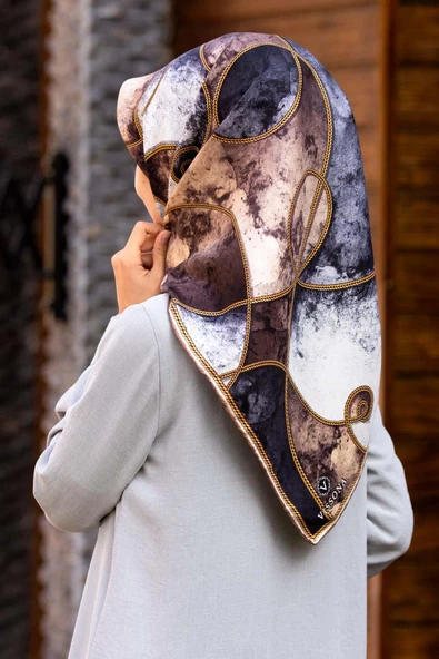 %100 Twill İpek Zincirli Mermer Desenli Bej - Gri Renkli 90x90 Eşarp Dikim Şekli : El Dikişi ürün görseli 1
