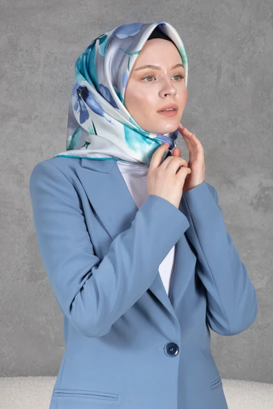 %100 Twill İpek Çiçek Desenli Gri - İndigo Renkli 90x90 Dikim Şekli : El Dikişi Eşarp ürün görseli 1