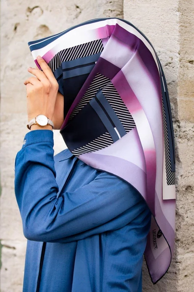 %100 Twill İpek Zebra Desenli Lila - Lacivert Renkli 90x90 Eşarp Dikim Şekli : El Dikişi ürün görseli 1