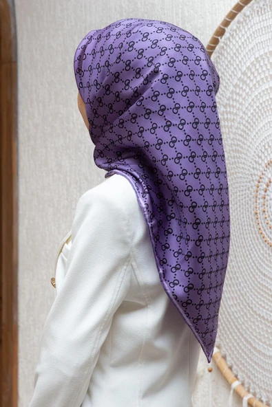 %100 Twill İpek Geometrik Desenli Lila Renkli 90x90 Eşarp Dikim Şekli : El Dikişi ürün görseli 1
