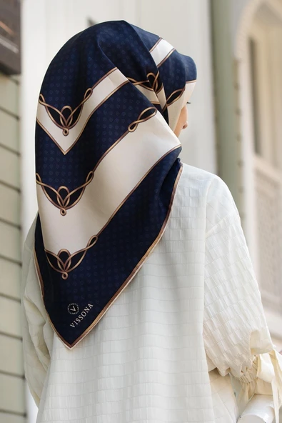 %100 Twill İpek Puantiyeli ve Geometrik Desenli Lacivert - Krem Renkli 90x90 Eşarp Dikim Şekli : El Dikişi ürün görseli 1