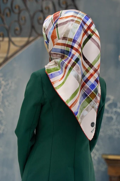 %100 Twill İpek Ekose Desenli Taba - Haki Renkli 90x90 Eşarp Kenar Dikiş Şekli El Dikişli ürün görseli 1