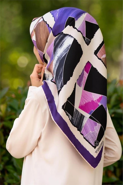 %100 Twill İpek Geometrik Desenli Mor - Pembe Renkli 90x90 Eşarp Dikim Şekli : El Dikişi ürün görseli 1