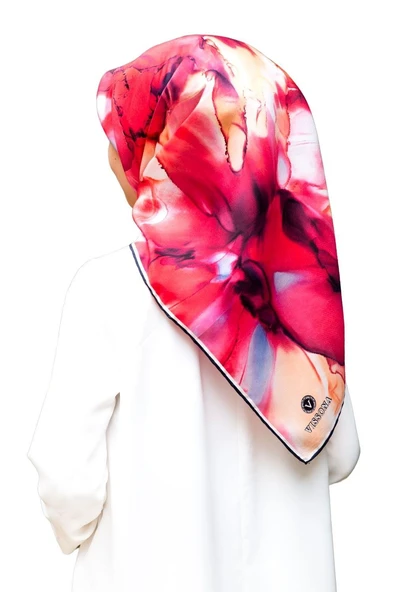 %100 Twill İpek Batik Çiçek Desenli Kırmızı - Lacivert Renkli 90x90 Eşarp Kenar Dikiş Şekli El Dikişli ürün görseli 1